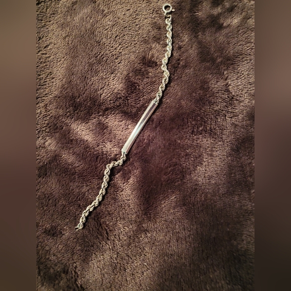 Sterling silver ID Bracelet - Picture 3 of 3